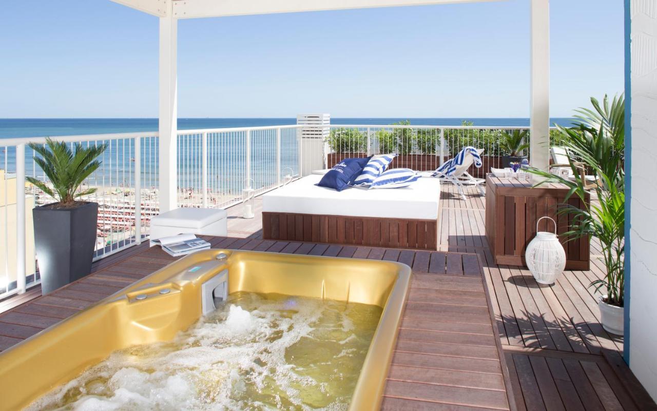 Hotel Apollo Riccione Buitenkant foto
